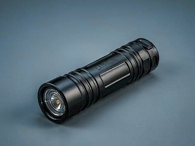 LED-Taschenlampe in Aktion